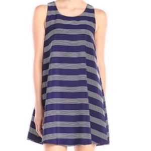 💙EVERLY💙 SLEEVELESS STRIPED SHIFT DRESS💙